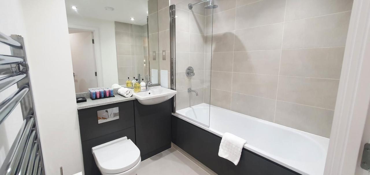 Appartamento Garland Modern 3 Bedroom House Westfield - Stratford Londra
